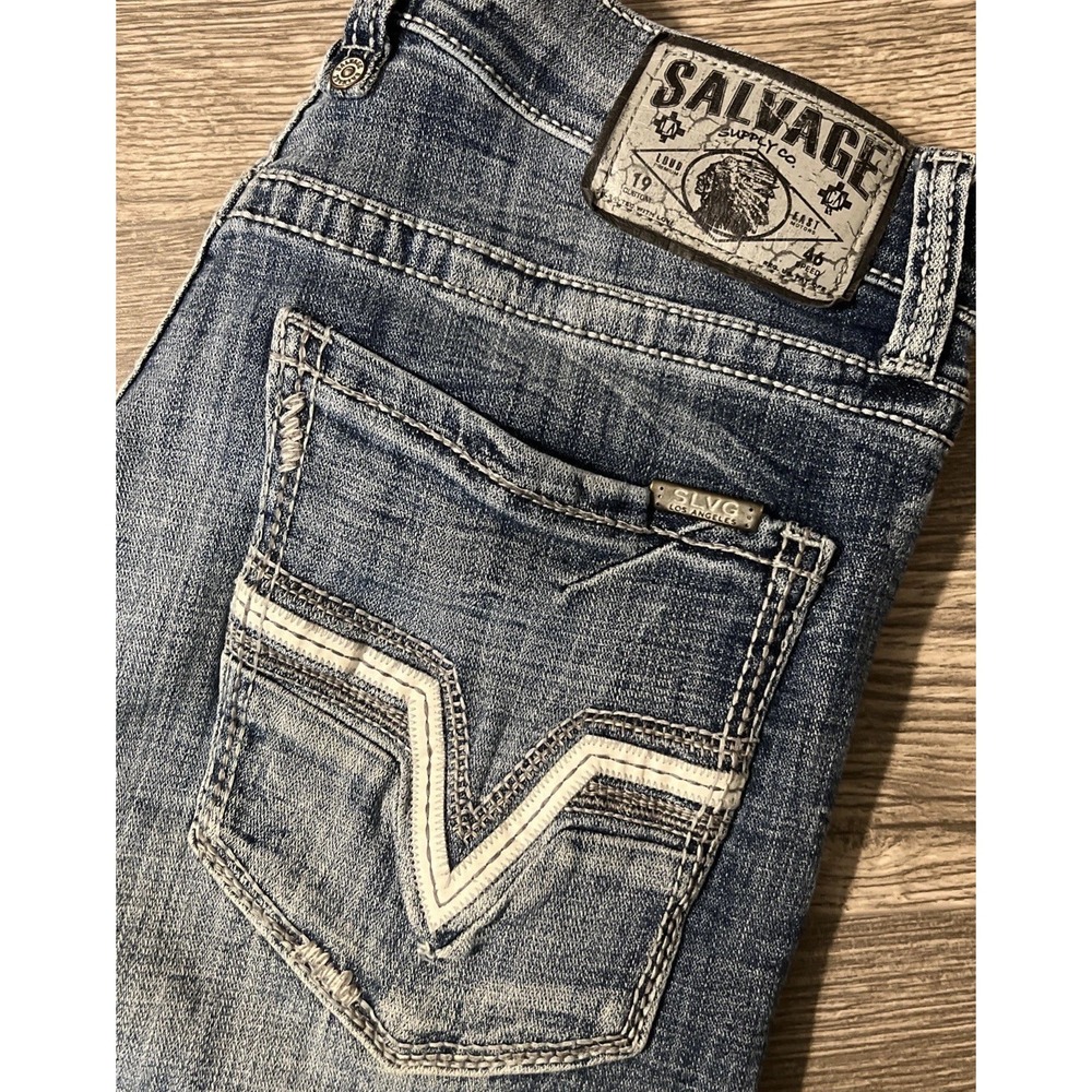 Salvage Mayhem Straight Leg Stretch Medium Wash Blue Jeans Size 32L (32x35)